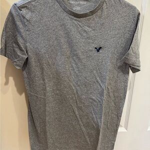 American Eagle Outfitters Heather Gray Tee